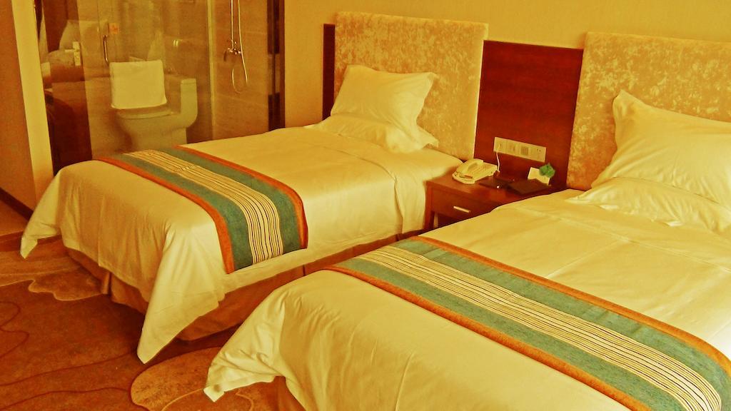 Mingcheng Times Hotel Chengdu Room photo